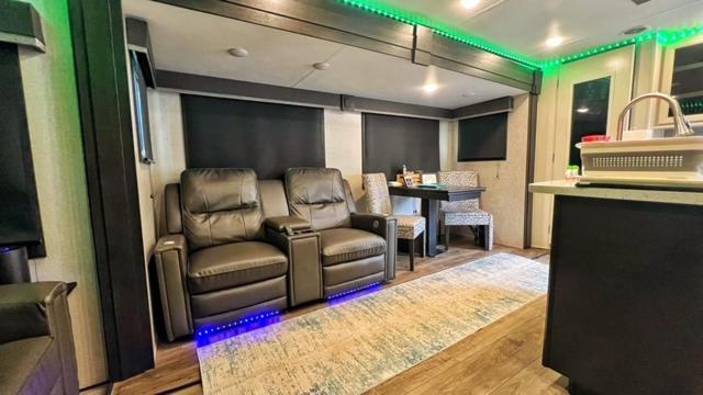 Apartament Luxury Glamping Near Idaho Event Center In Nampa Zewnętrze zdjęcie